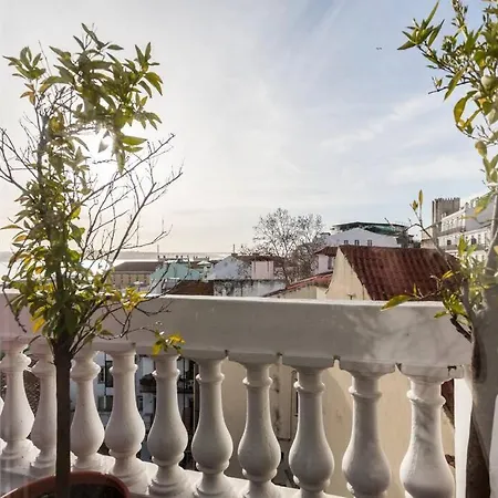 New! High Standard With Terrace-Amazing River View *